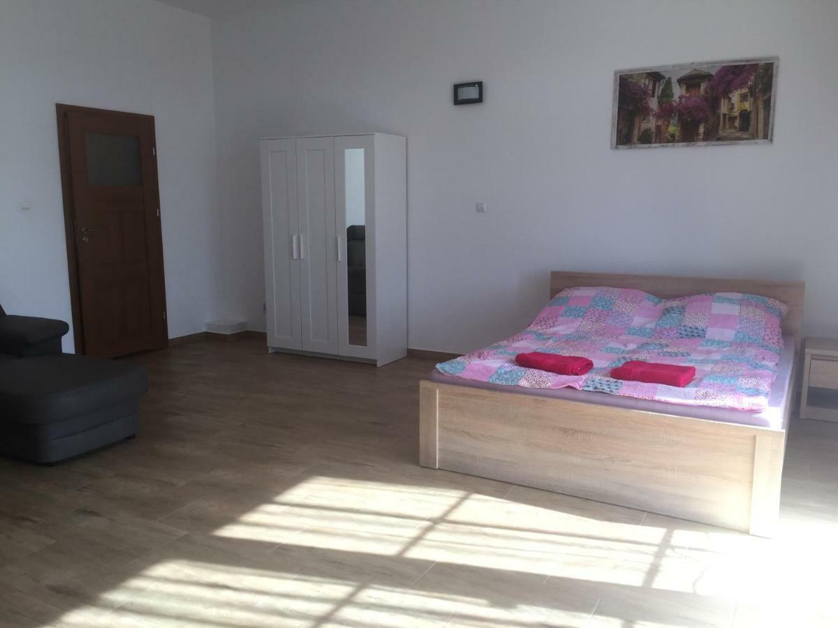 Agroborcz Apartment Bagian luar foto